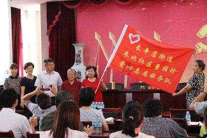 有点大叔控正常吗？游戏画面